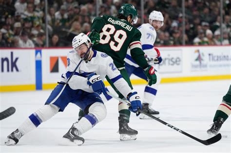 Punchless Wild lose fourth straight in 4-1 setback against Tampa Bay